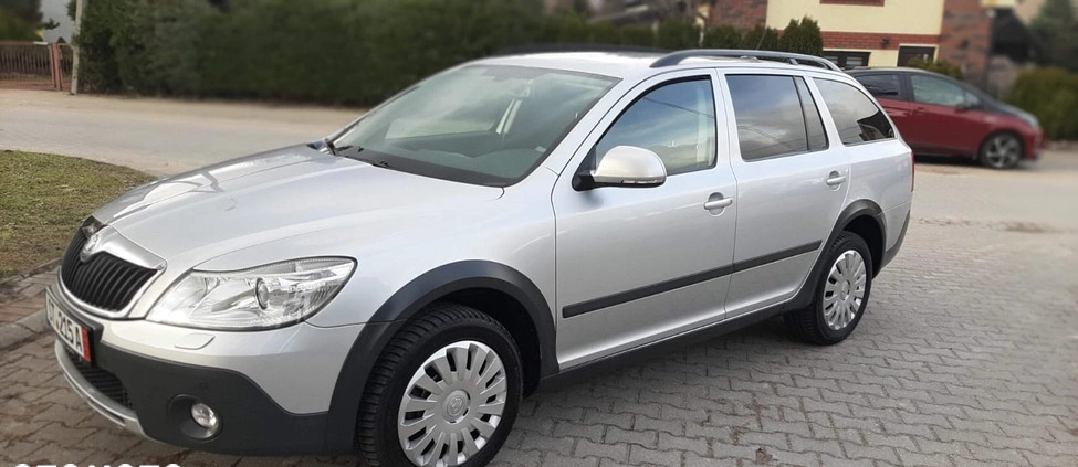 Skoda Octavia cena 27900 przebieg: 345000, rok produkcji 2012 z Olsztyn małe 121